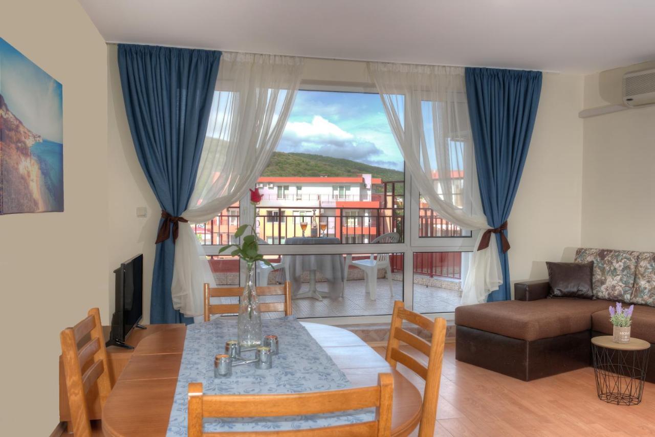 Privilege Beach Apartments Święty Włas Zewnętrze zdjęcie
