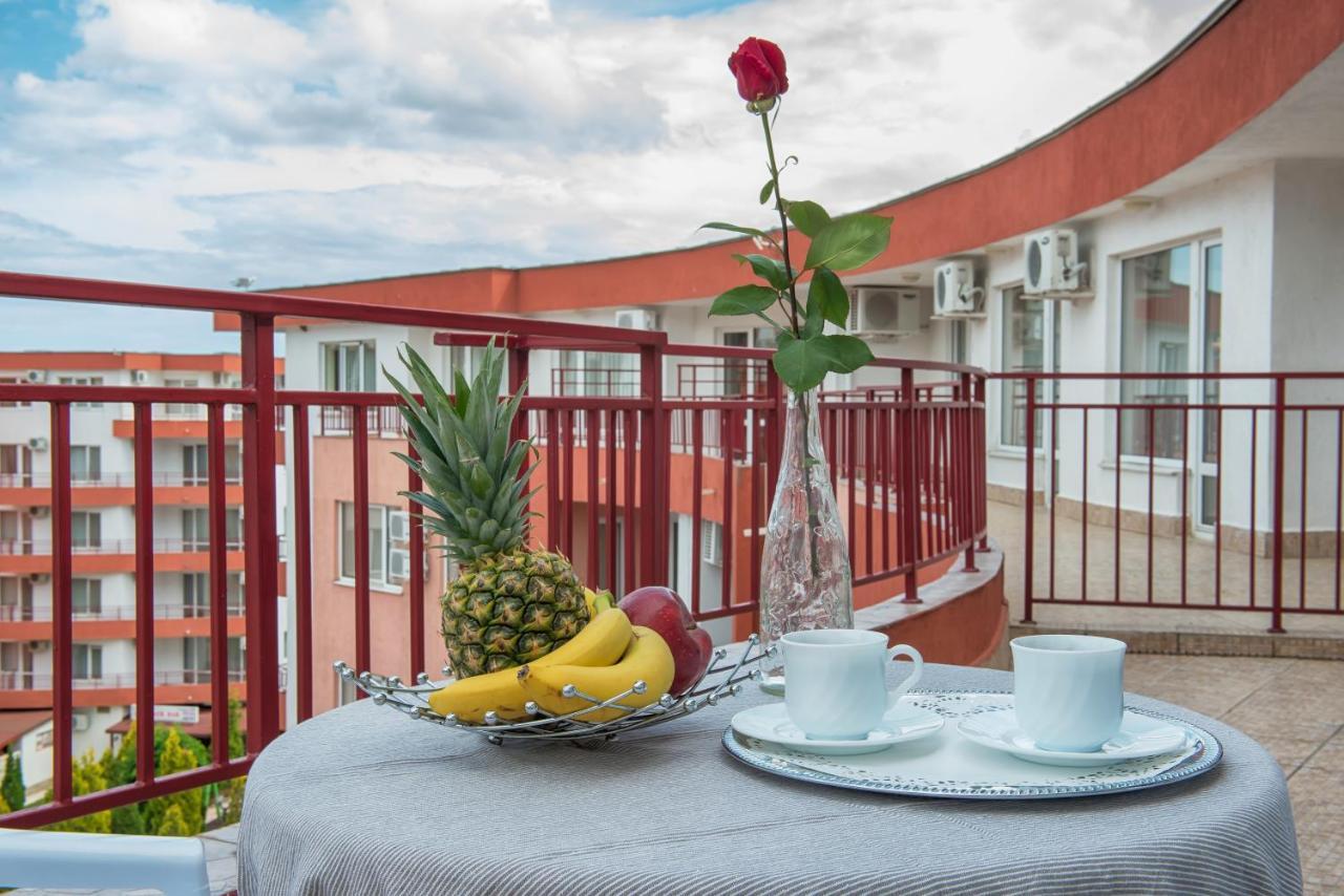 Privilege Beach Apartments Święty Włas Zewnętrze zdjęcie