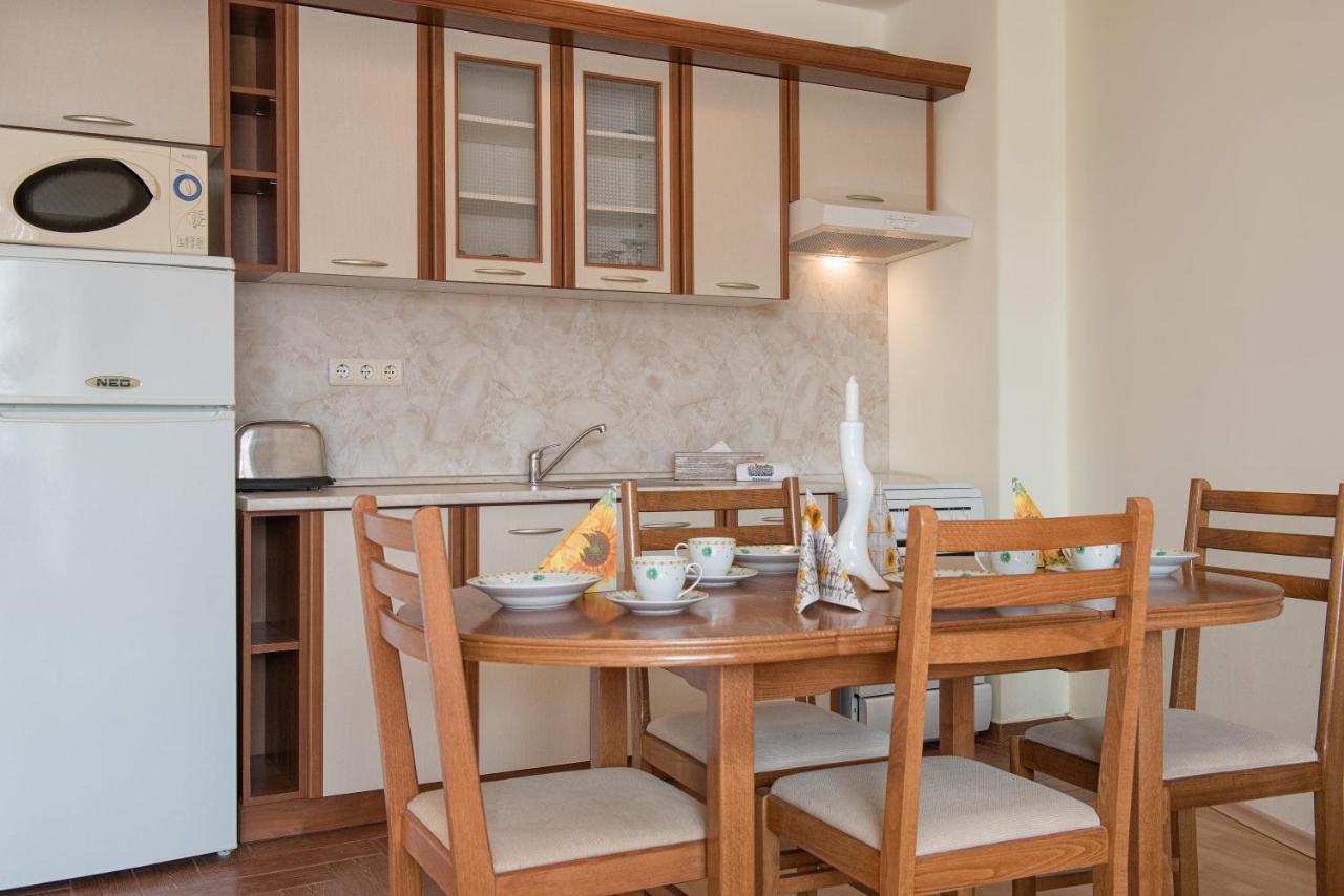 Privilege Beach Apartments Święty Włas Zewnętrze zdjęcie