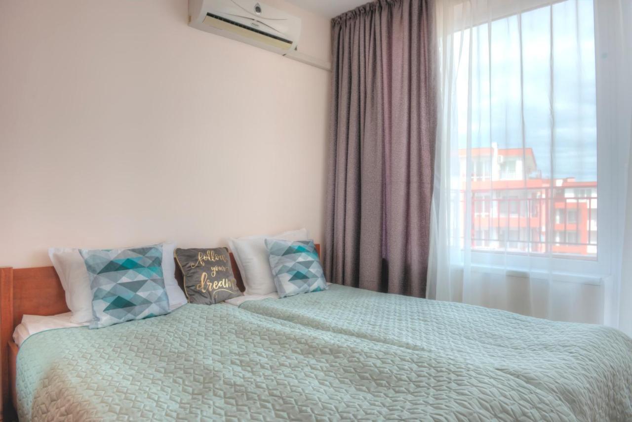 Privilege Beach Apartments Święty Włas Zewnętrze zdjęcie