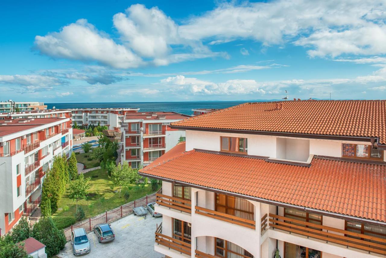 Privilege Beach Apartments Święty Włas Zewnętrze zdjęcie