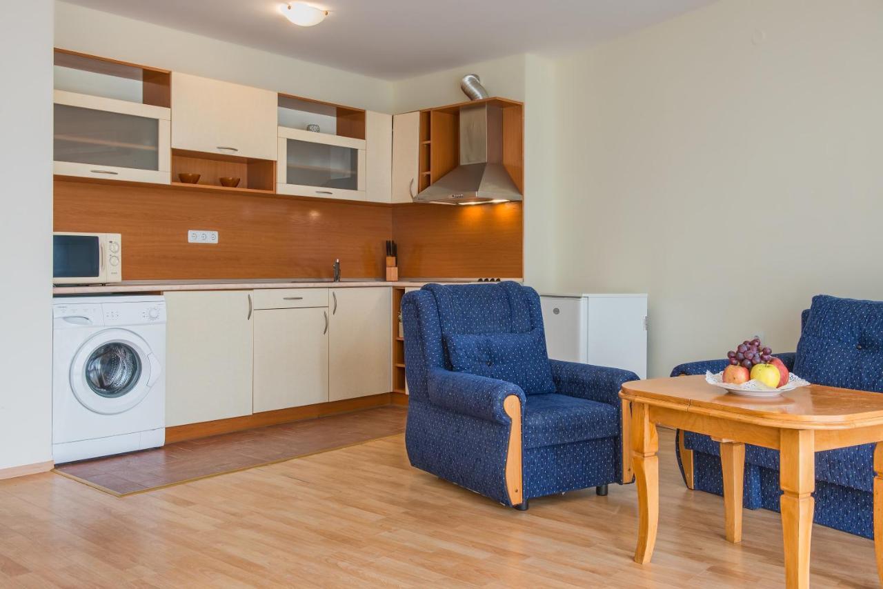 Privilege Beach Apartments Święty Włas Zewnętrze zdjęcie