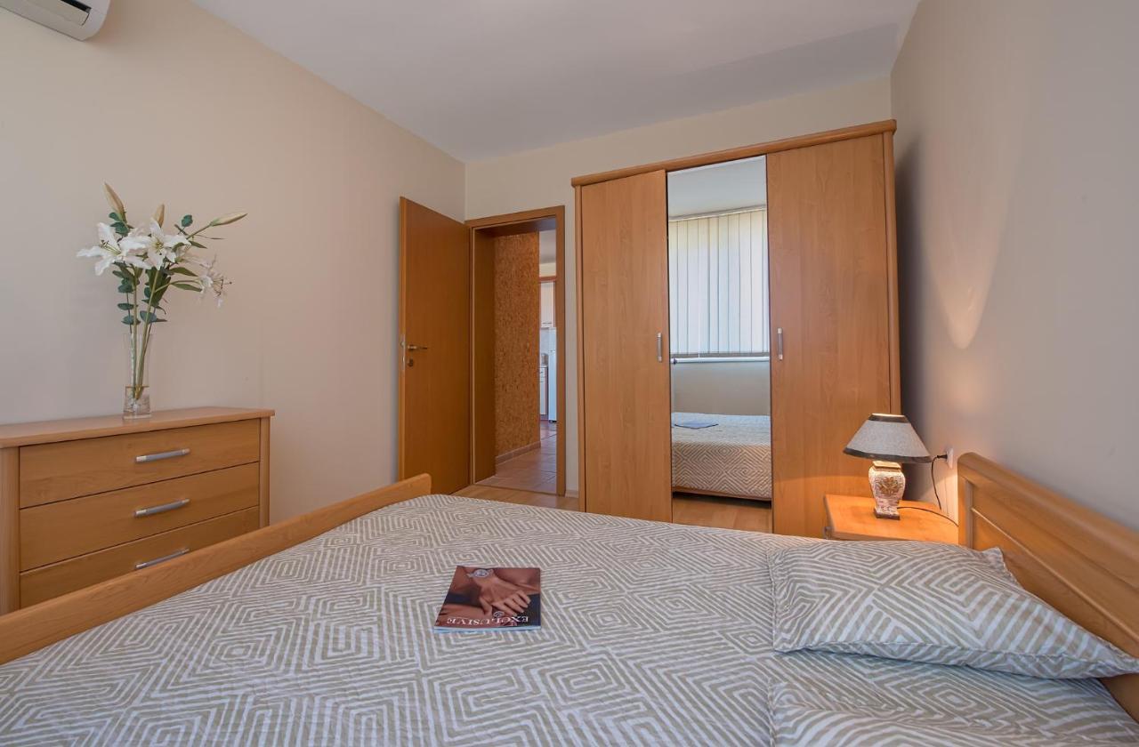 Privilege Beach Apartments Święty Włas Zewnętrze zdjęcie