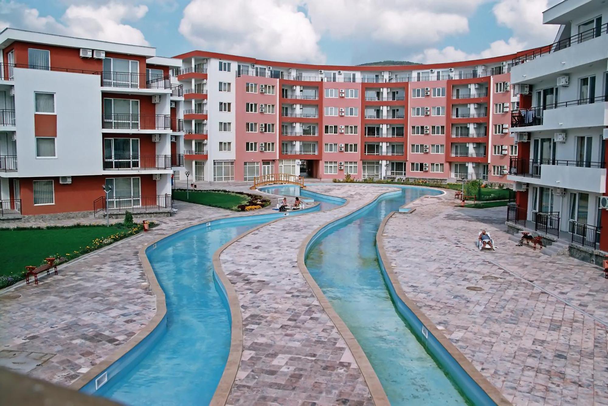 Privilege Beach Apartments Święty Włas Zewnętrze zdjęcie