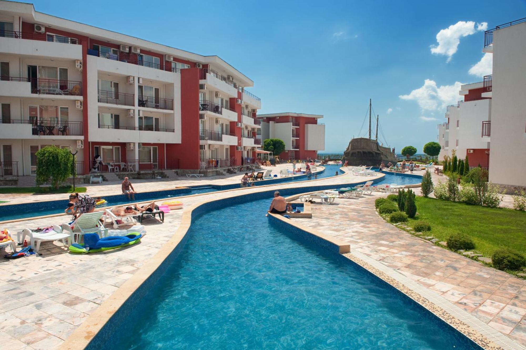 Privilege Beach Apartments Święty Włas Zewnętrze zdjęcie