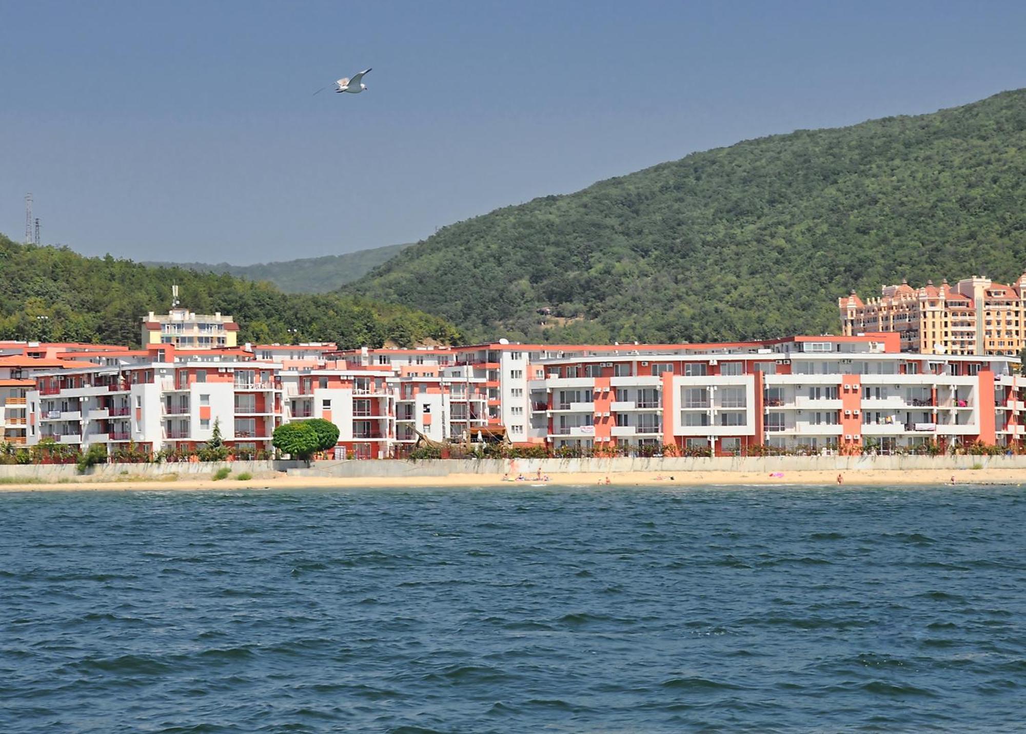 Privilege Beach Apartments Święty Włas Zewnętrze zdjęcie
