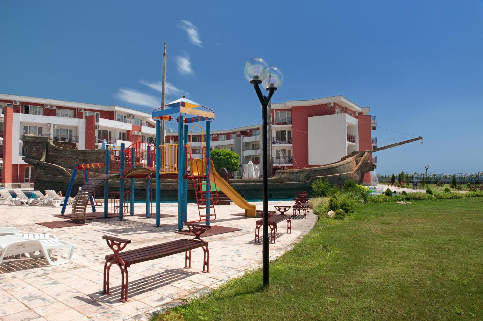 Privilege Beach Apartments Święty Włas Zewnętrze zdjęcie