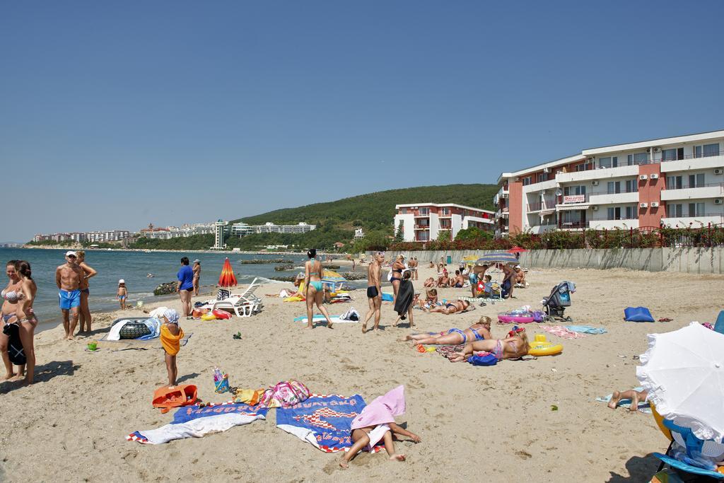 Privilege Beach Apartments Święty Włas Zewnętrze zdjęcie